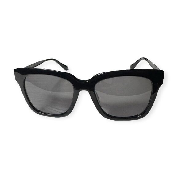DIFF Bella Square Sunglasses Grey Polarized Lenses Black Frame - Picture 2 of 9